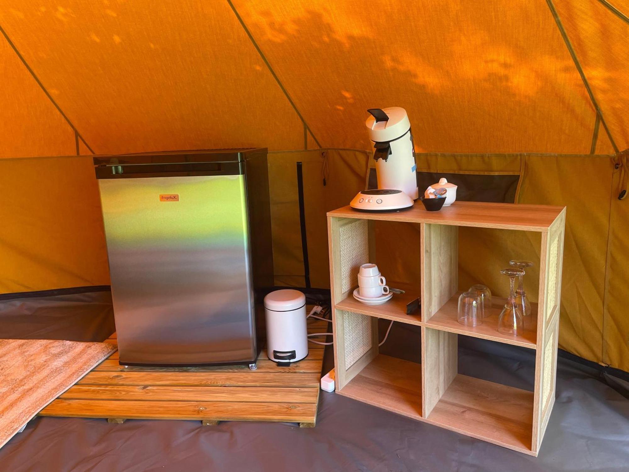 B&B 'T Zwaluwnest Heuvelland Bagian luar foto
