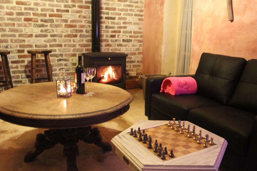 B&B 'T Zwaluwnest Heuvelland Ruang foto